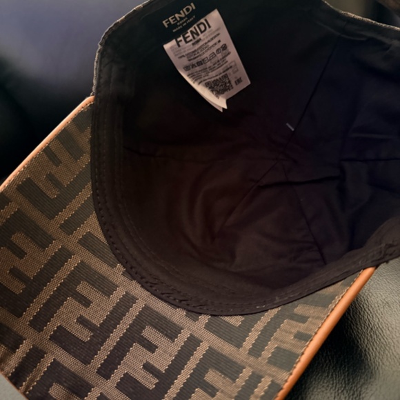 MEN'S FENDI BROWN FF JACQUARD NYLON BASEBALL CAP UNISEX ONE SIZE - Picture 3 of 3